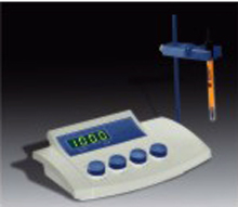 CONDUCTIVITY METER 